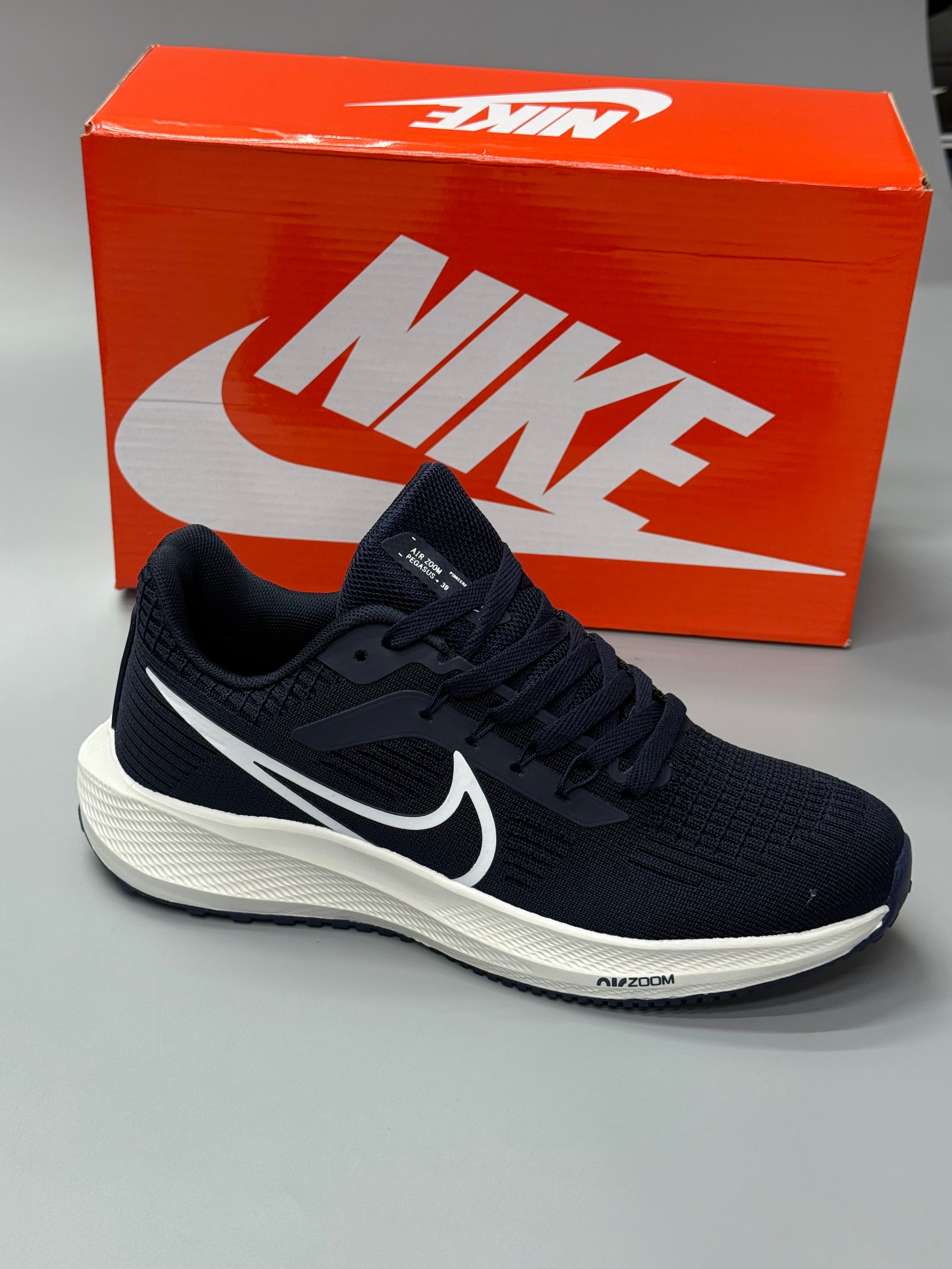 NIKE ZOOM 344