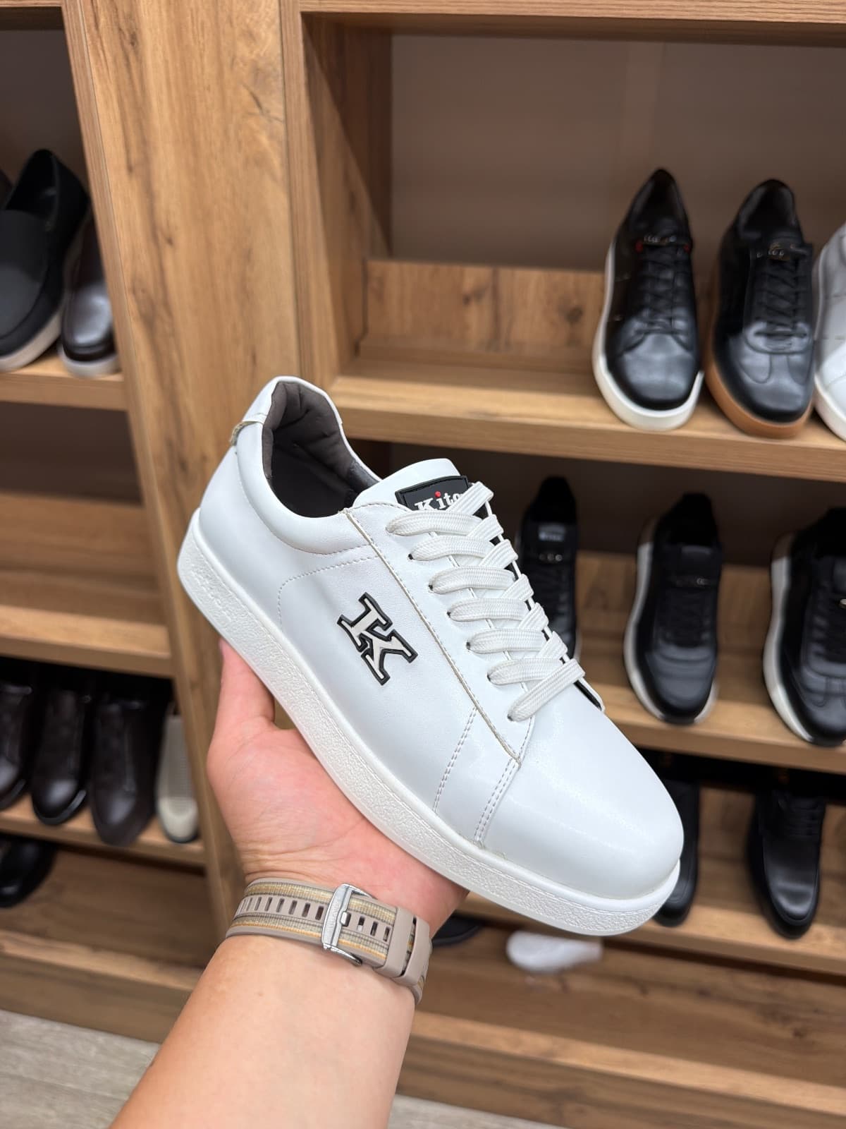 Kiton