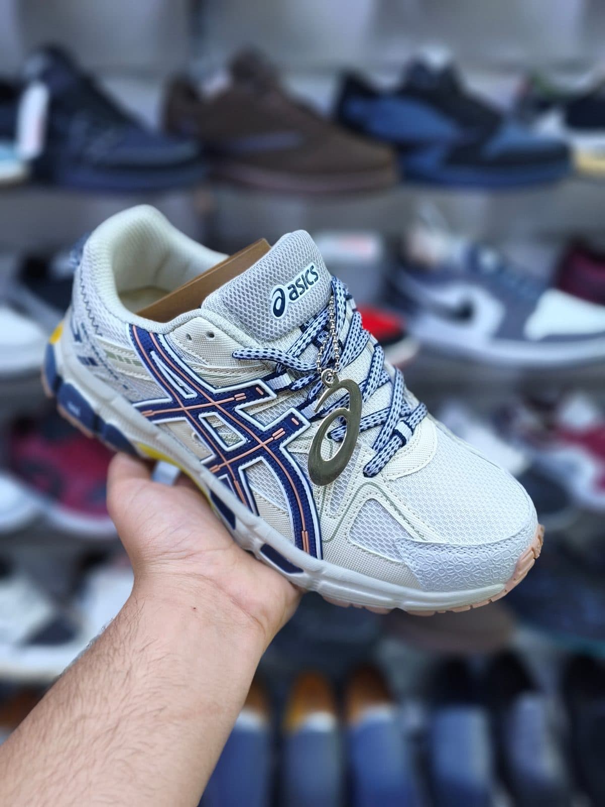 Asics 8