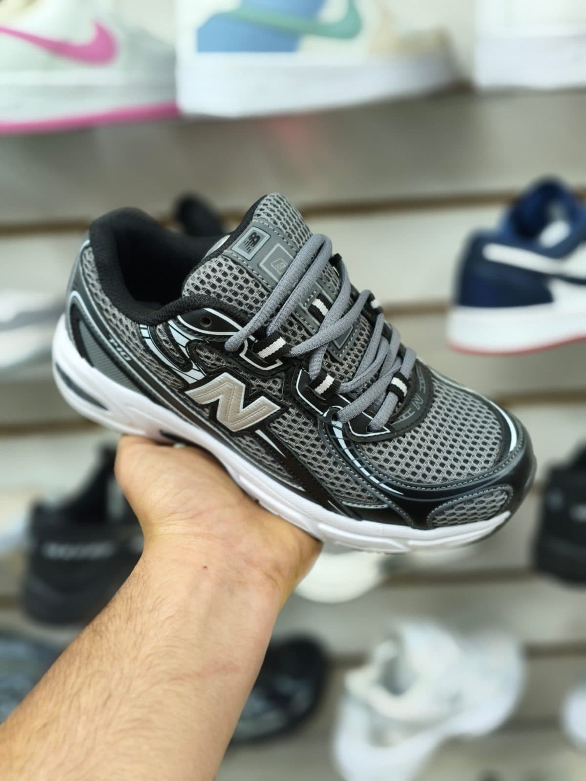 New balance 740