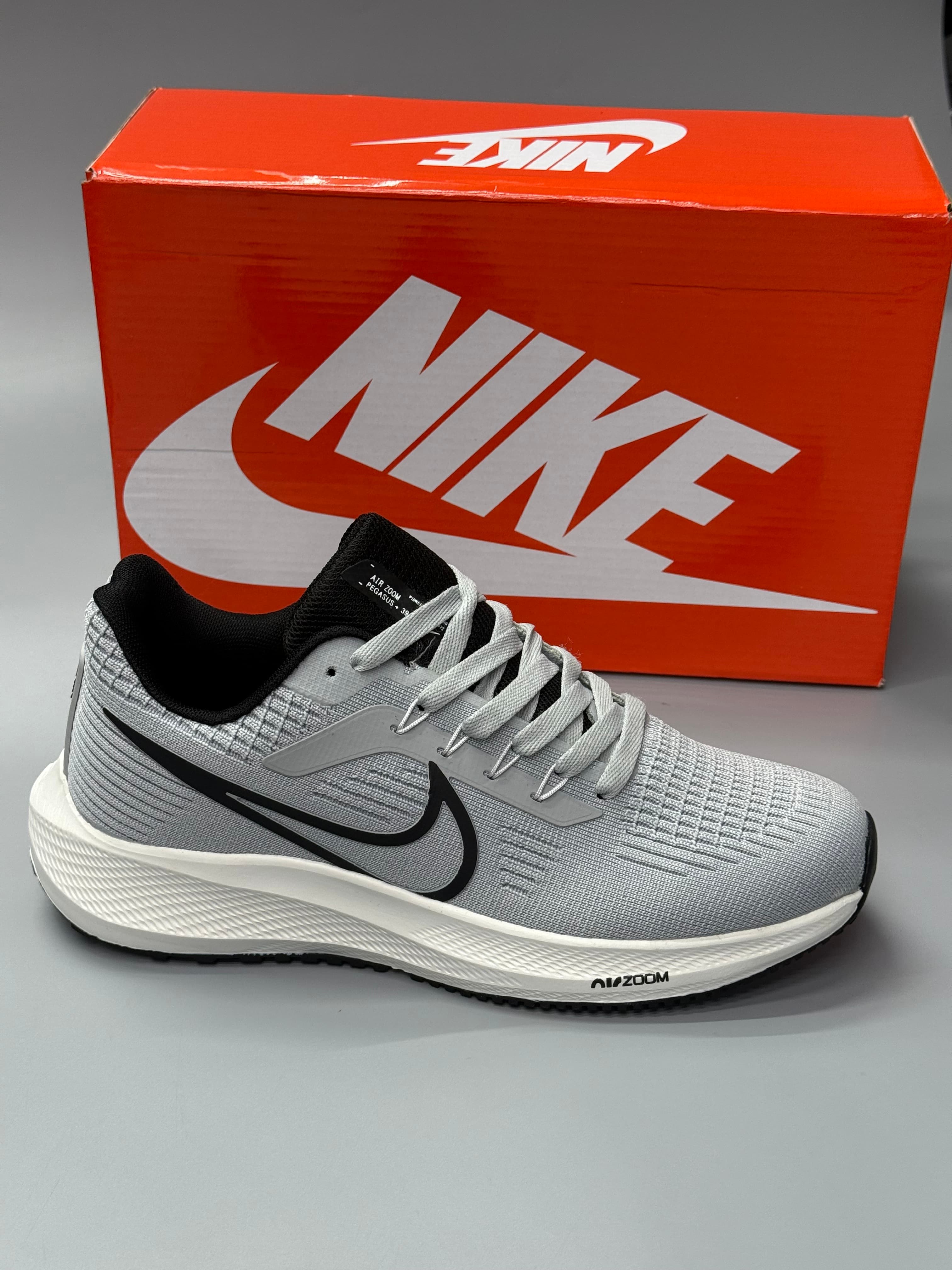 NIKE ZOOM 344